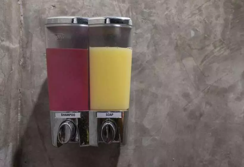 هتل Sleepcase Hostel