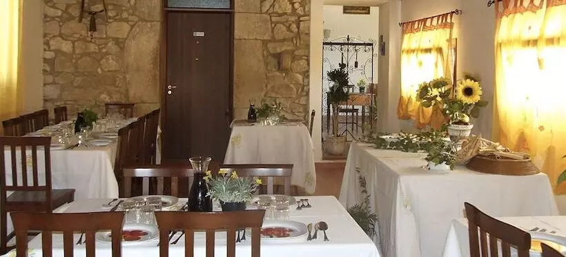 هتل Antica Cascina Resort