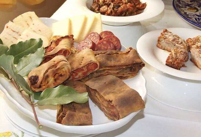 فندق Antica Cascina Resort