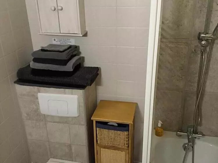 هتل Chambres D'hôtes Anousta