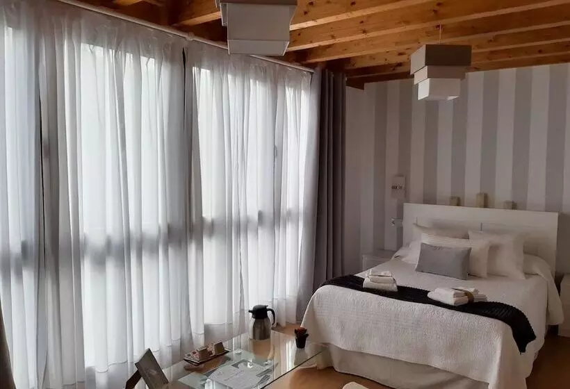 ホテル El Rincon Del Cuera