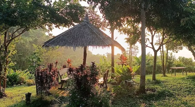 ホテル Erlittop Garden Eco Lodge