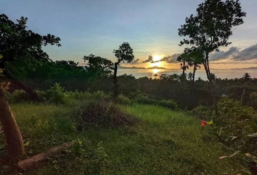 ホテル Erlittop Garden Eco Lodge