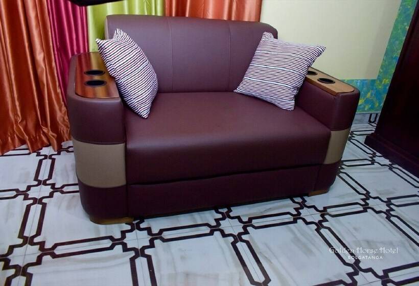 ホテル Golden Horse