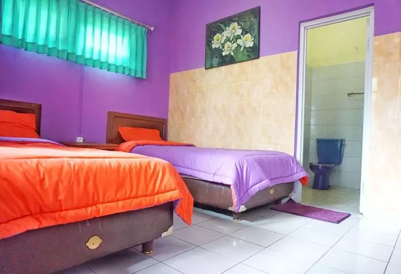 Hotelli Grand Pesona Ksatria By Issota