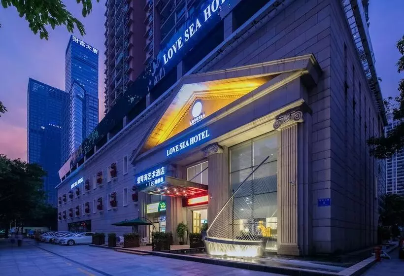 Hotelli Love Sea