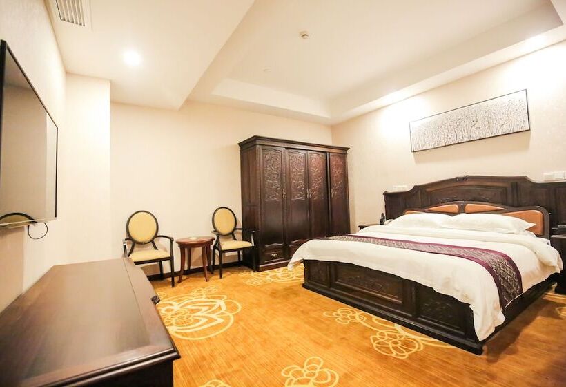 Hotel New Knight Royal