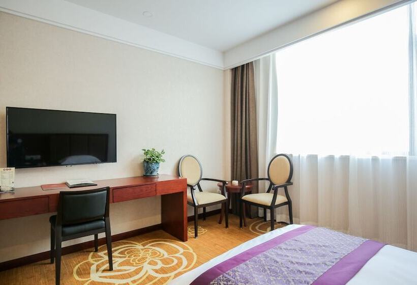 Hotel New Knight Royal