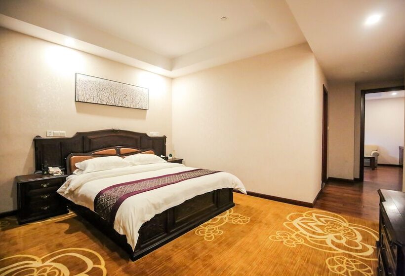 Hotel New Knight Royal