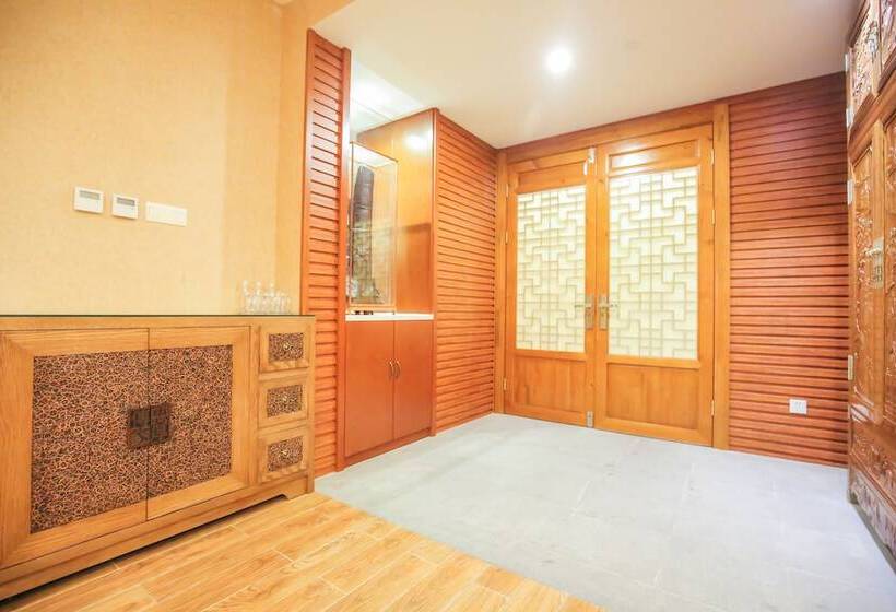 Hotel New Knight Royal