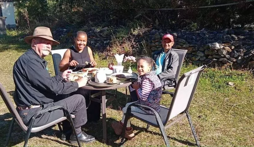 هتل Nirvana Lodge