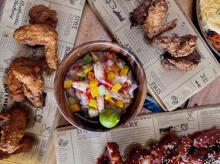 Hotel Outpost Beach Hostel Adults Only