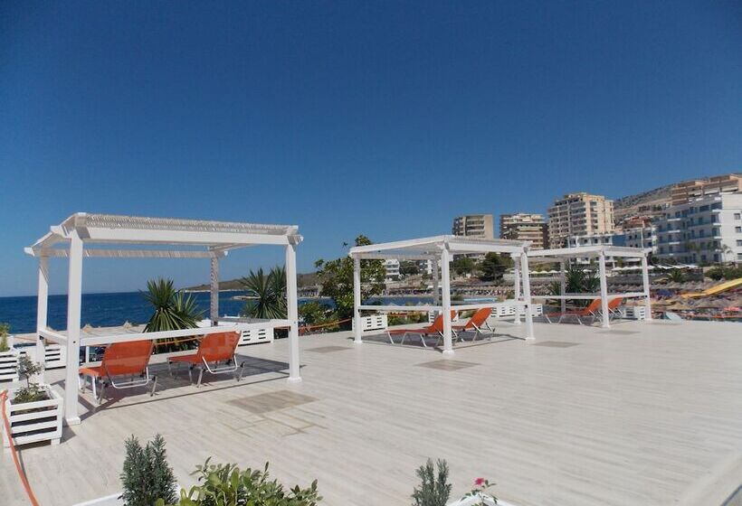 فندق Sunset Suites