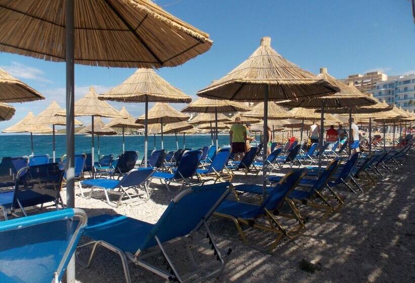 فندق Sunset Suites