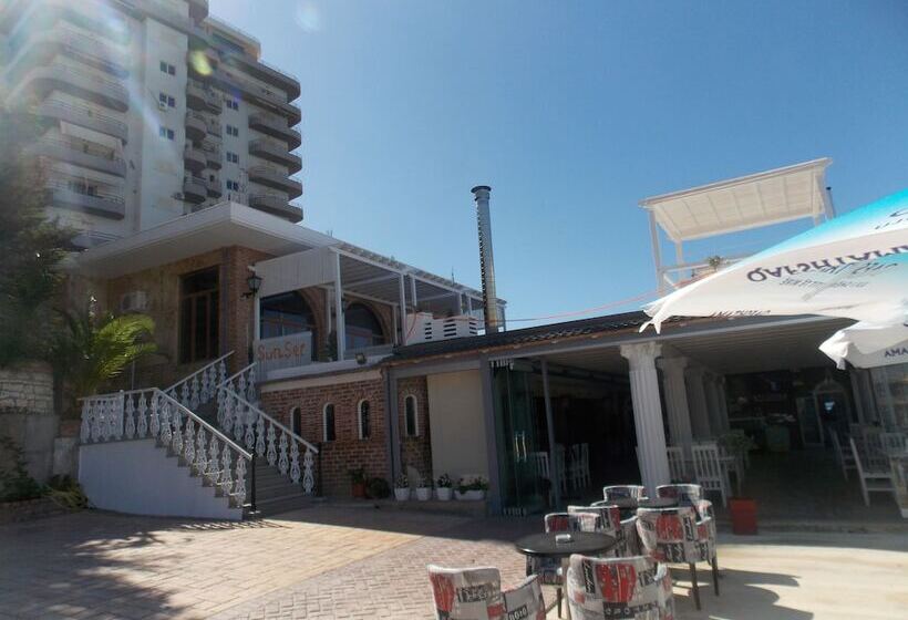 فندق Sunset Suites