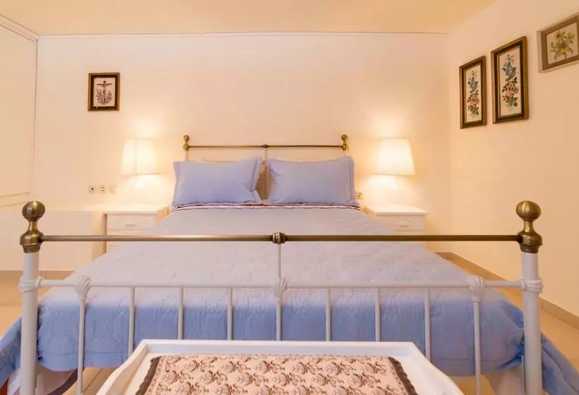 ホテル Athena Villas Olive Grove & Estate