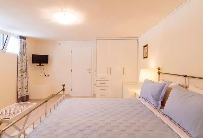 ホテル Athena Villas Olive Grove & Estate