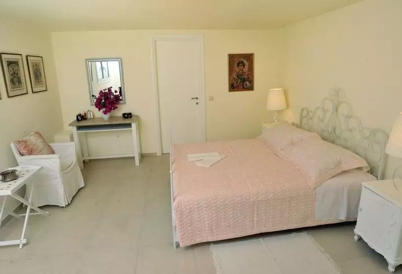 ホテル Athena Villas Olive Grove & Estate