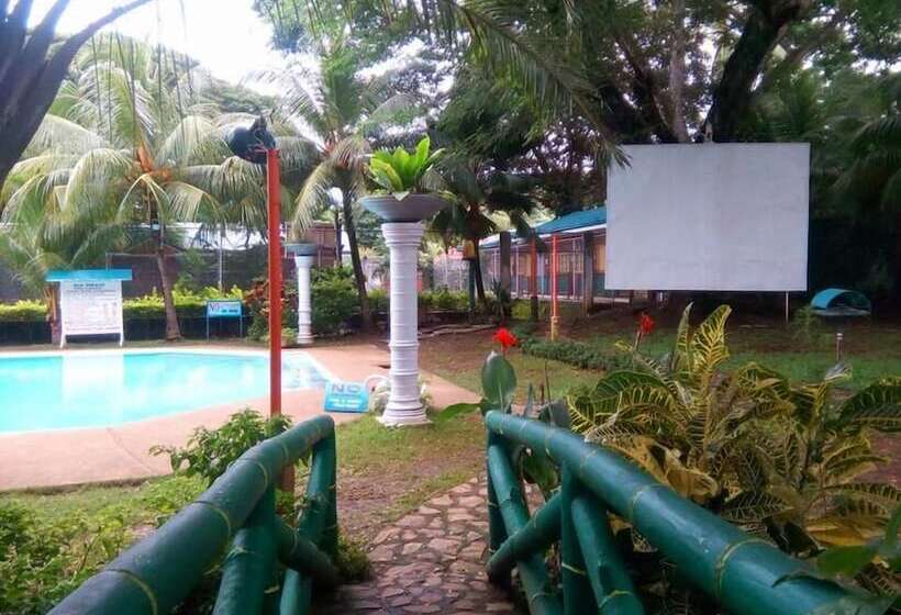 בית מלון כפרי Villa Paraiso Resort & Apartelle