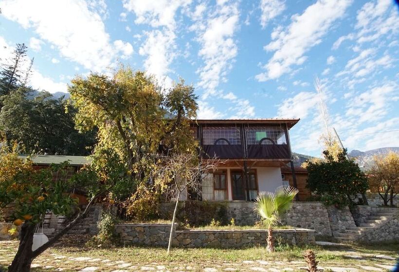 Lycia Nature House