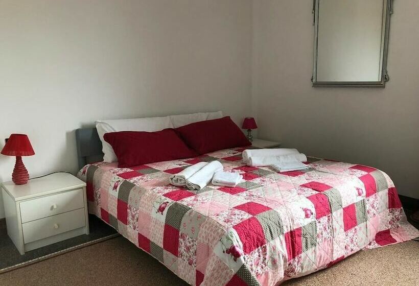 호텔 Airport Relax Mama