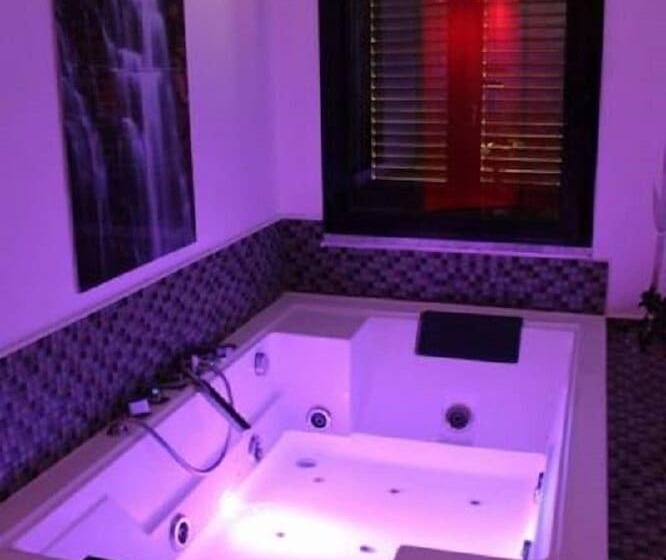 호텔 Airport Relax Mama