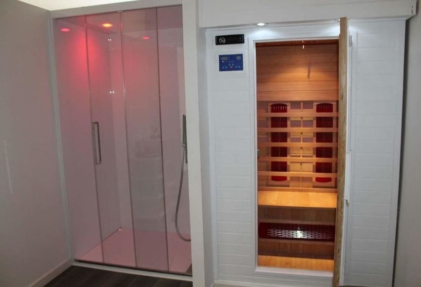 호텔 Airport Relax Mama