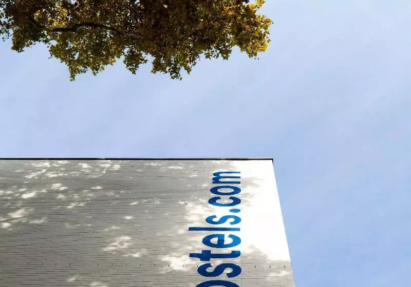 ホテル a&o Frankfurt Ostend