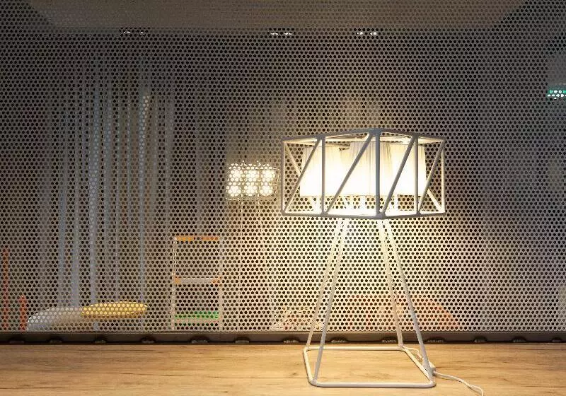 ホテル a&o Frankfurt Ostend