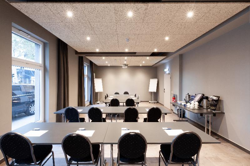 ホテル a&o Frankfurt Ostend