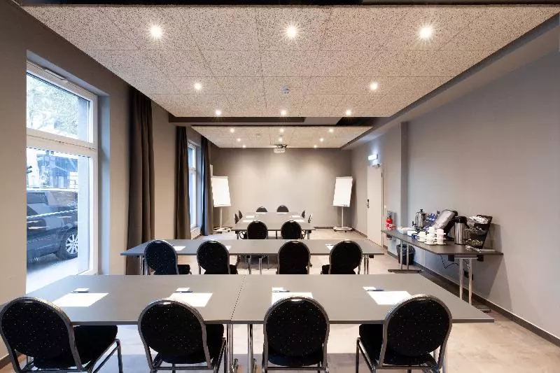 ホテル a&o Frankfurt Ostend