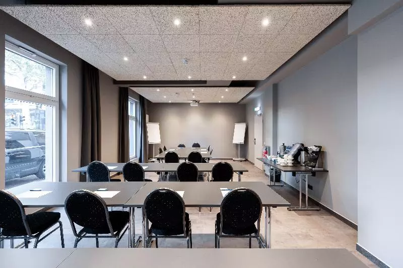 ホテル a&o Frankfurt Ostend