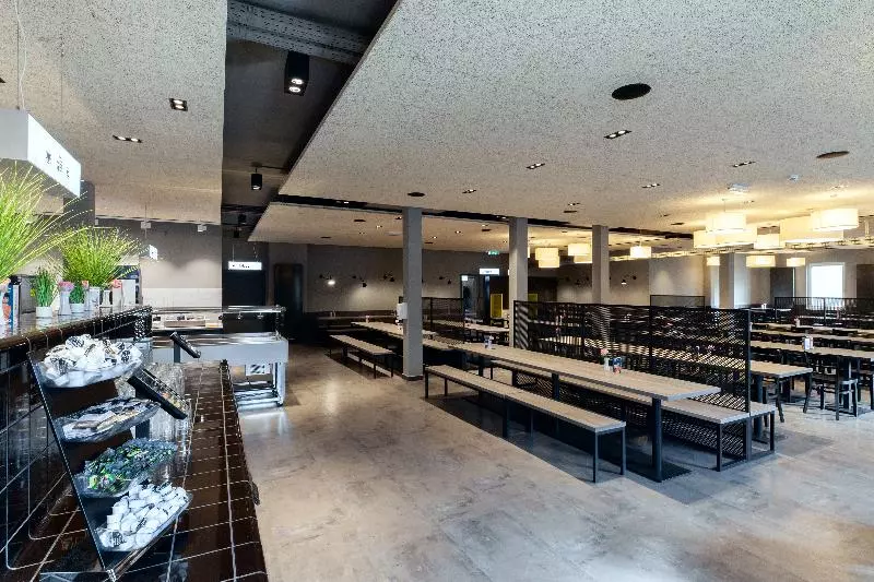 ホテル a&o Frankfurt Ostend