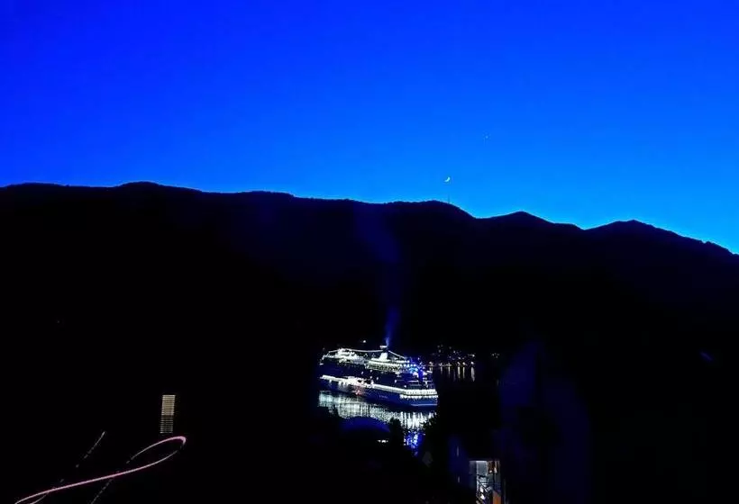 هتل Apartments Lazarevic