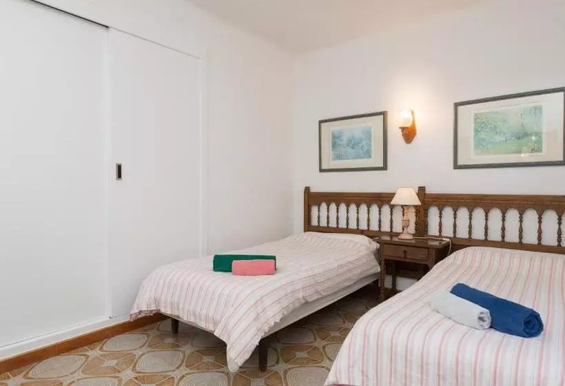 هتل Casa Fiol