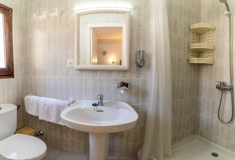 فندق Fonda Can Dalfó By Vivere Stays