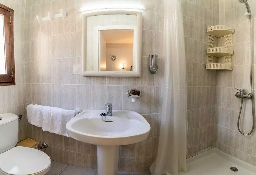 Hotelli Fonda Can Dalfó By Vivere Stays