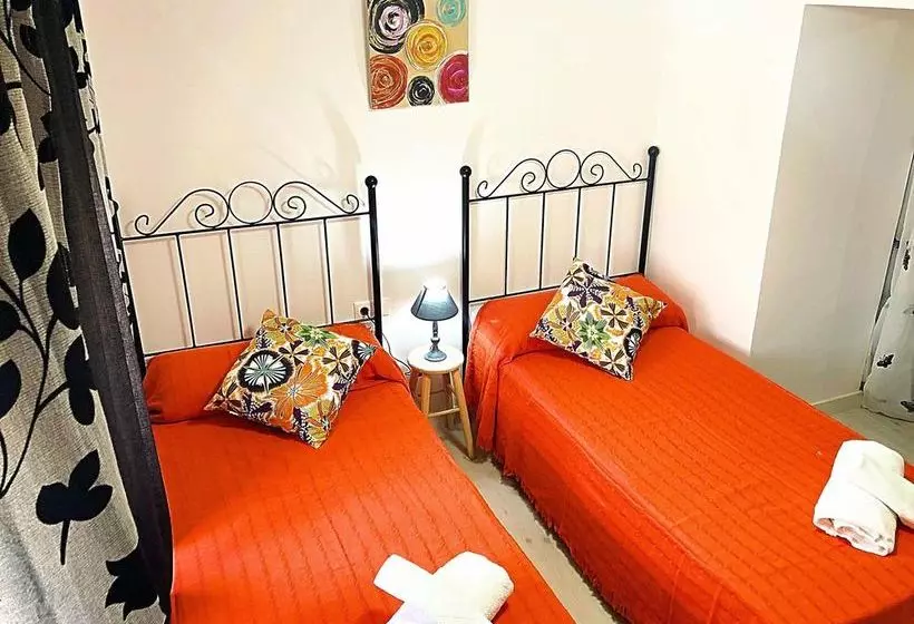 Hotelli Gifsa Rural House Trujillo