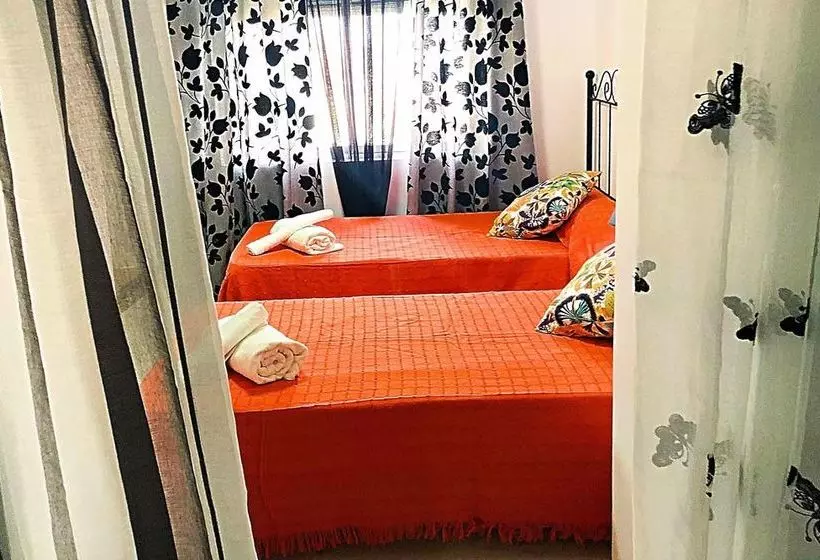 Hotelli Gifsa Rural House Trujillo