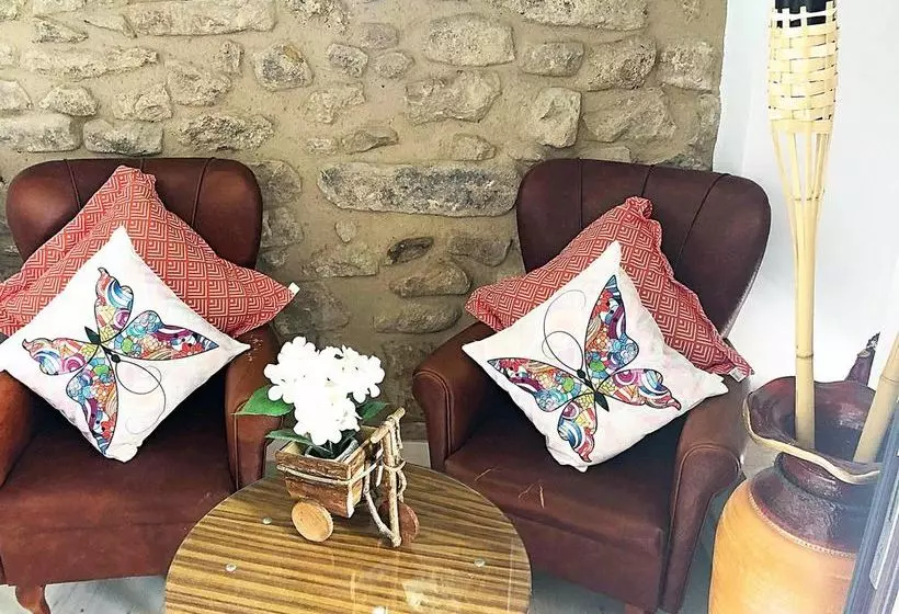 Hotelli Gifsa Rural House Trujillo