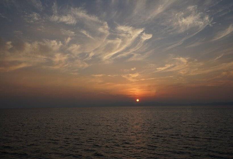 בית מלון כפרי Iseya, Seaview Private Oceanside Bath