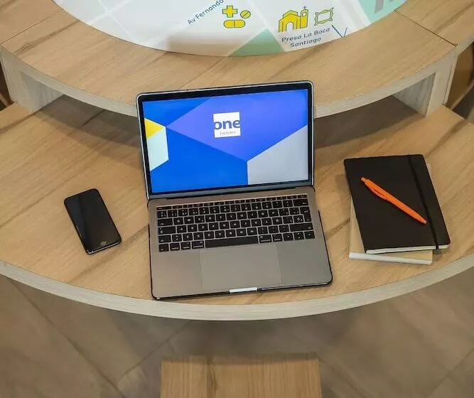 ホテル One Monterrey Tecnológico