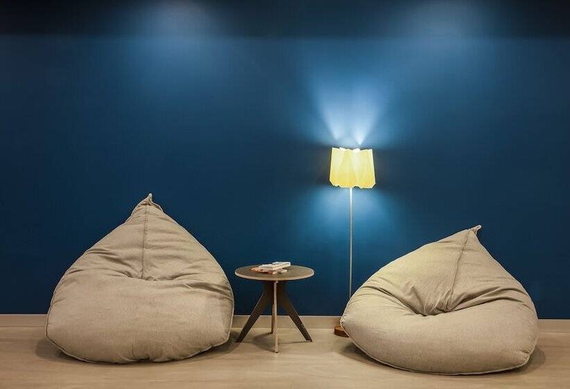 فندق One Monterrey Tecnológico