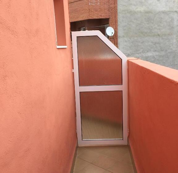 فندق Pension La Linea