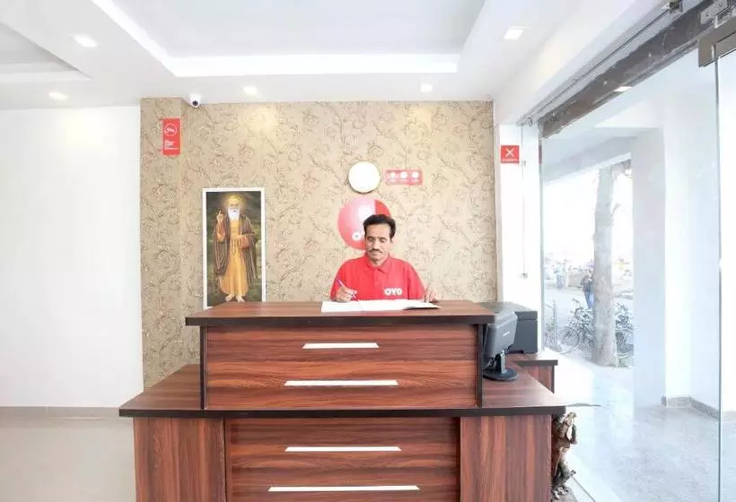 ホテル Fab Royal Plaza Zirakpur