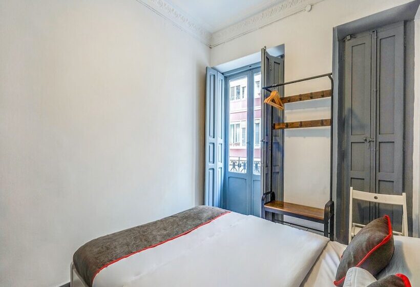 فندق Ruzafa Guesthouse