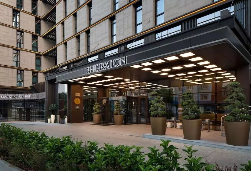 ホテル Sheraton Istanbul City Center