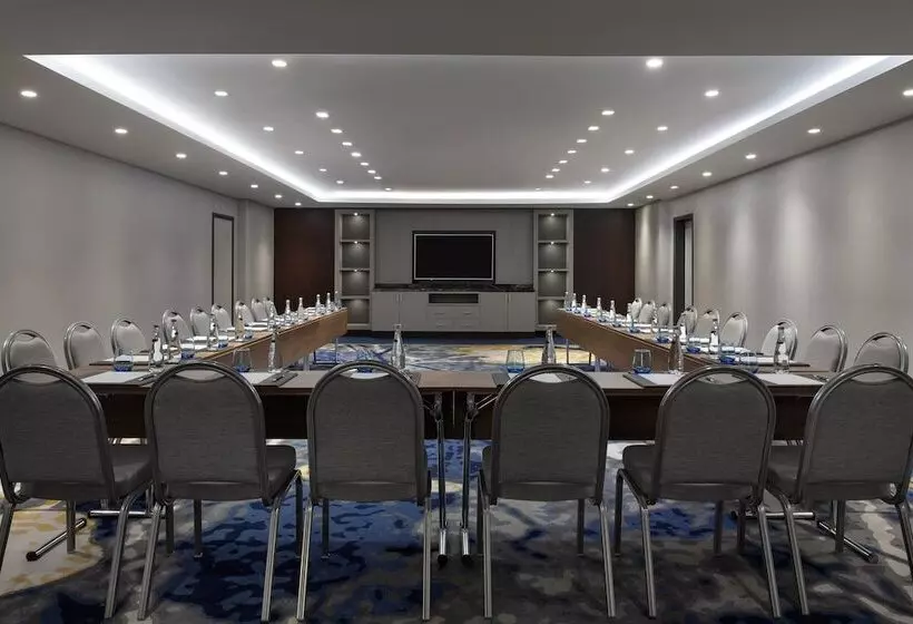 ホテル Sheraton Istanbul City Center