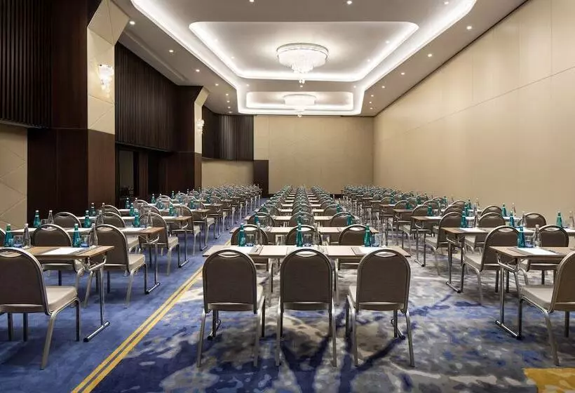 ホテル Sheraton Istanbul City Center