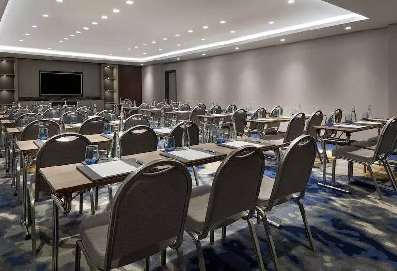 ホテル Sheraton Istanbul City Center